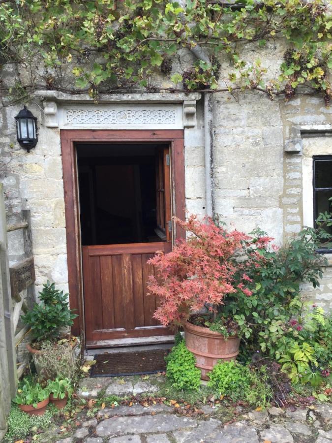 Dove Cottage Bisley  ภายนอก รูปภาพ
